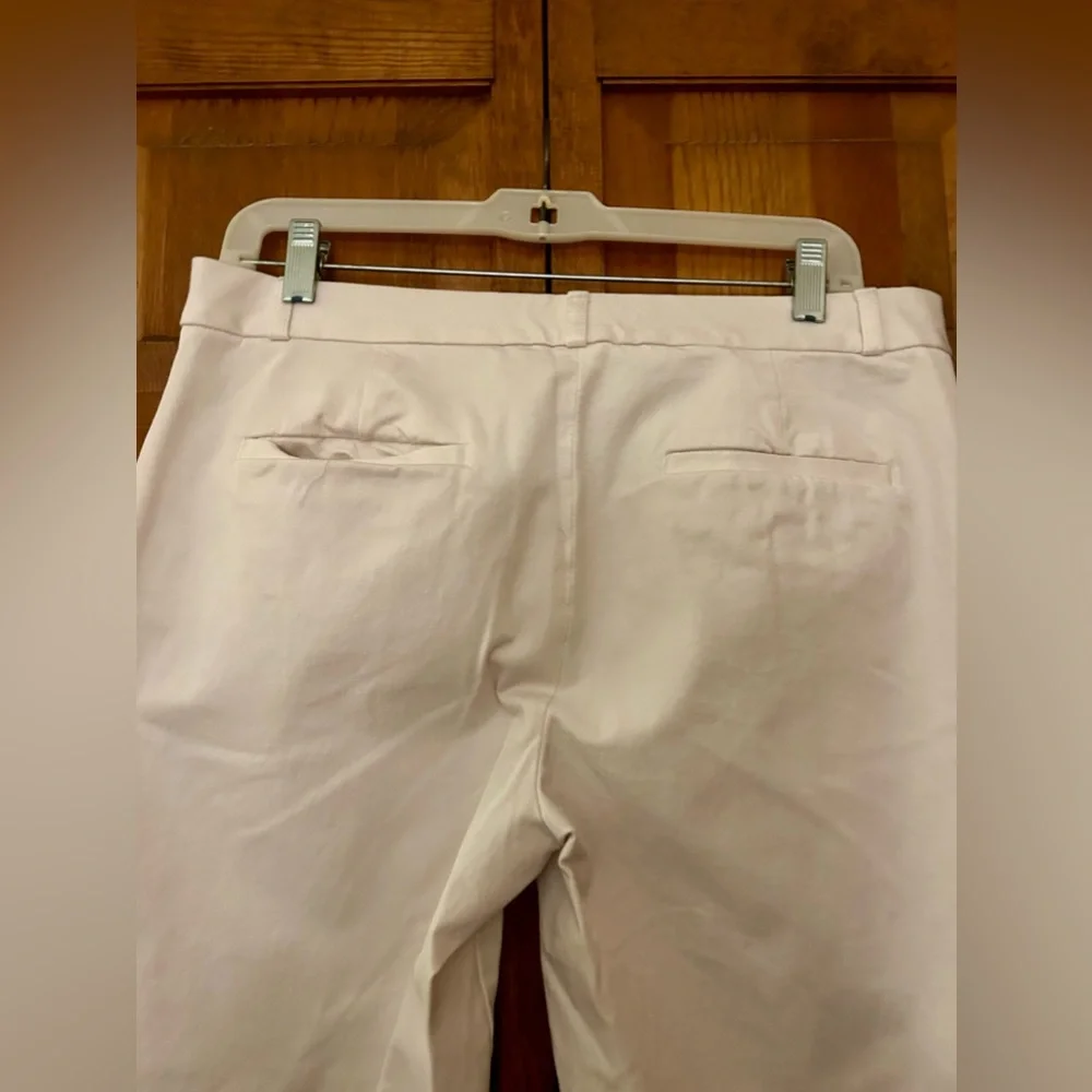 Banana Republic Women’s Sz 10 Cream Colored Sloan Crop Pants Great Closet Staple